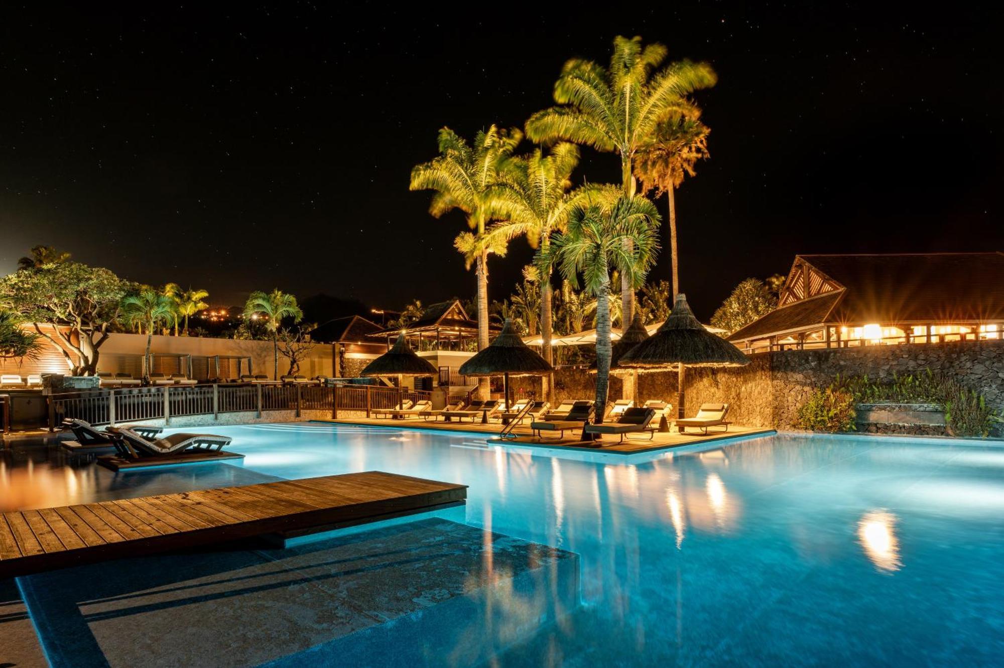 Palm Hotel & Spa Petite-Ile Exterior photo